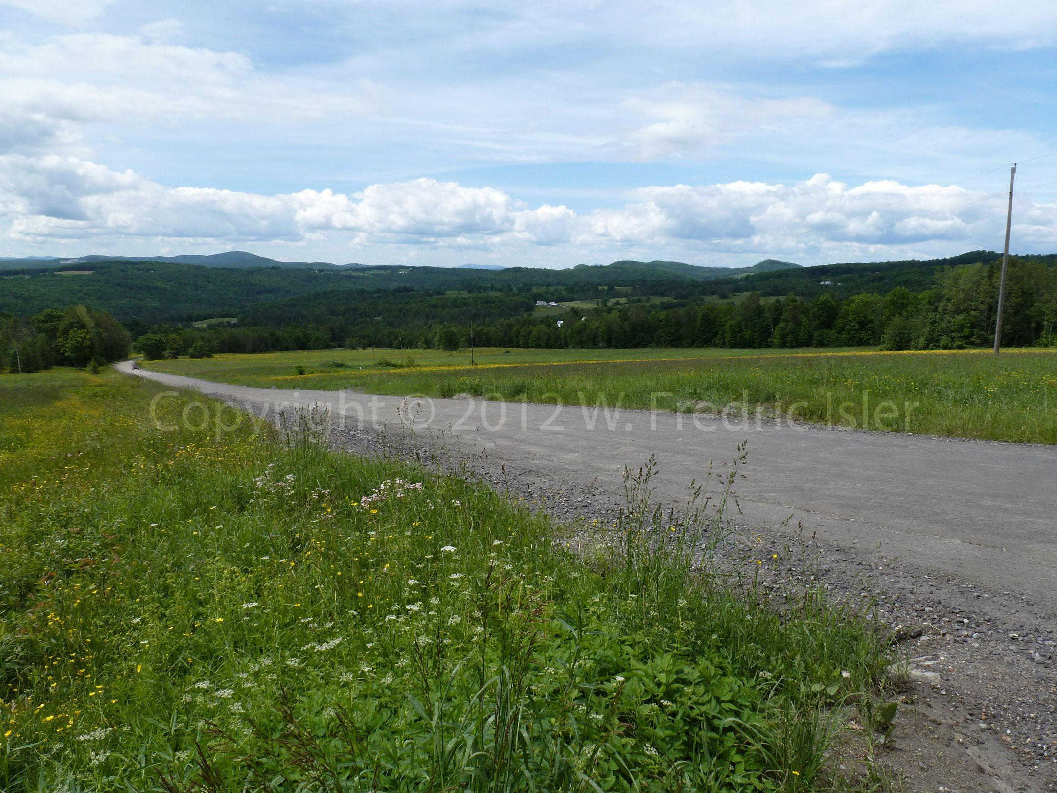 near geocache "36 Views of Camels Hump XVIII (GC21AVC)" Looking northwest