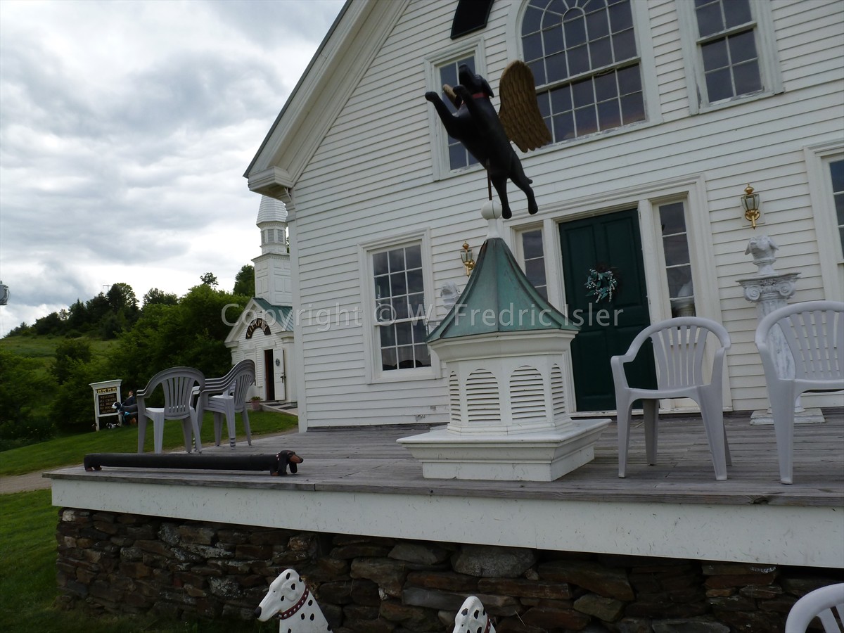 Gallery (foreground) and Dog Chapel